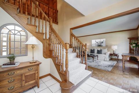 2126 Aberdeen Ct, Wheaton, IL 60189 photo 3