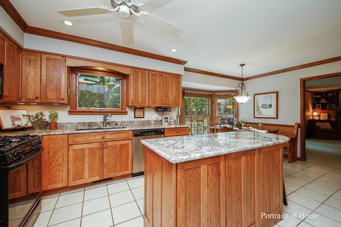 2126 Aberdeen Ct, Wheaton, IL 60189 photo 7