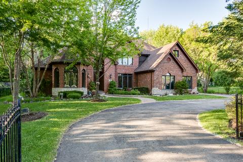 364 63rd St, Willowbrook, IL 60527 photo 3