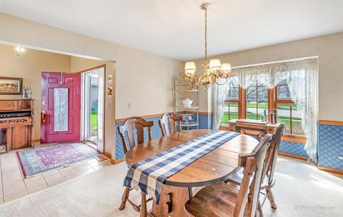 755 Crest Dr, Cary, IL 60013 photo 6