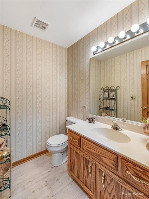 755 Crest Dr, Cary, IL 60013 photo 19