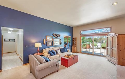 755 Crest Dr, Cary, IL 60013 photo 5