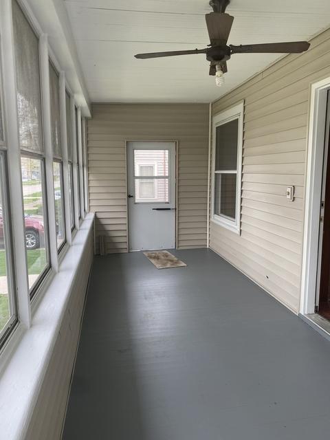 451 Morgan St, Elgin, IL 60123 photo 6