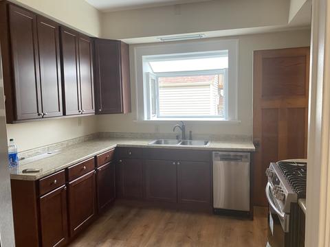 451 Morgan St, Elgin, IL 60123 photo 9
