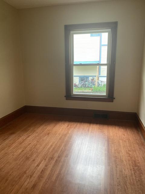 451 Morgan St, Elgin, IL 60123 photo 7