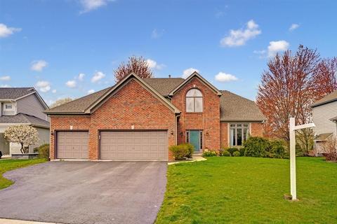 1606 Merle Dr, Aurora, IL 60502 photo 2