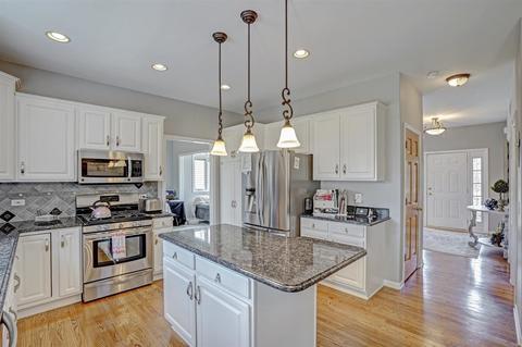 1606 Merle Dr, Aurora, IL 60502 photo 9