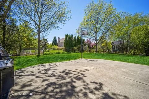 3719 Winnetka Rd, Glenview, IL 60026 photo 3