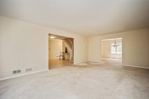 3719 Winnetka Rd, Glenview, IL 60026 photo 17