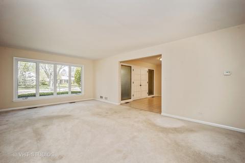 3719 Winnetka Rd, Glenview, IL 60026 photo 16