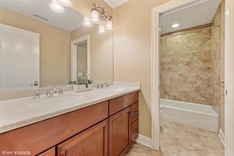 1003 James Ct, Wheaton, IL 60189 photo 24