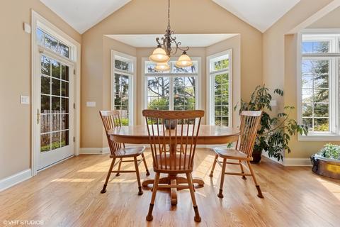 1003 James Ct, Wheaton, IL 60189 photo 6