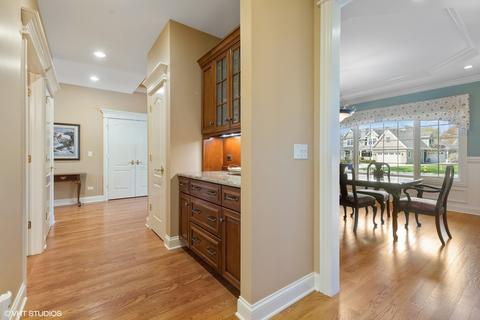 1003 James Ct, Wheaton, IL 60189 photo 11