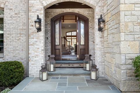 2102 Stonebridge Ct, Wheaton, IL 60189 photo 16
