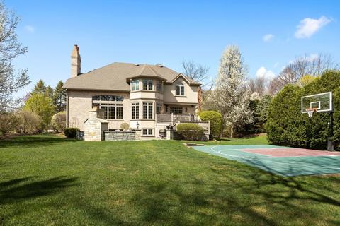 2102 Stonebridge Ct, Wheaton, IL 60189 photo 7