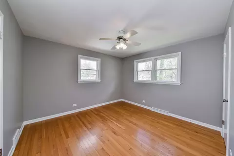 911 Eddy Ct, Wheaton, IL 60187 photo 9