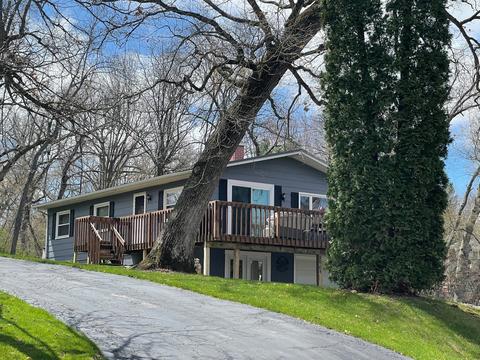 1968 Baintree, Davis, IL 61019 photo 5