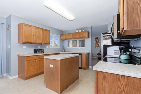 904 Christopher St, Plano, IL 60545 photo 15