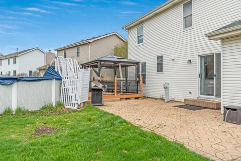 2829 Colonial Dr, Elgin, IL 60124 photo 22