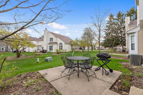4589 Jade Ln, Hoffman Estates, IL 60192 photo 24