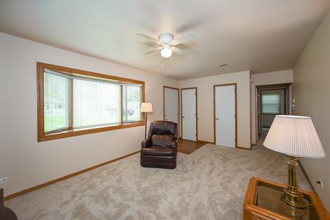 1209 S Chase St, Wheaton, IL 60189 photo 4