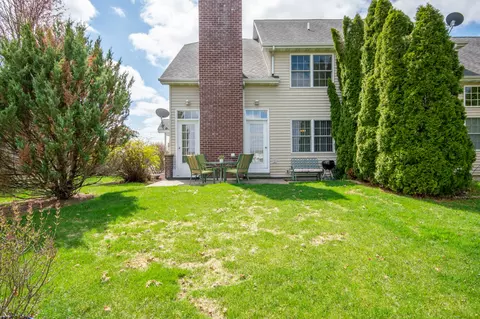 2510 Alpha Ct E, Dekalb, IL 60115 photo 11