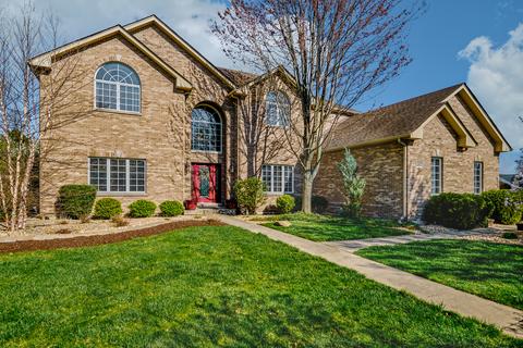 12857 Barrow Ln, Plainfield, IL 60585 photo 2