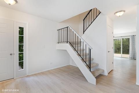 50 Silver Tree Cir, Cary, IL 60013 photo 4