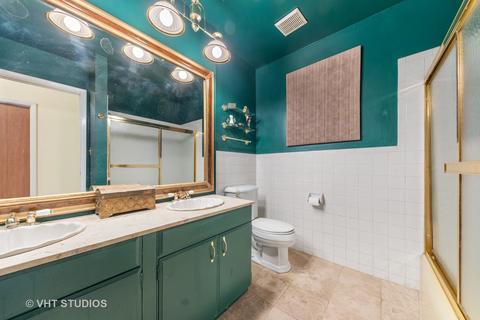 309 Bennett Ln, Des Plaines, IL 60016 photo 13