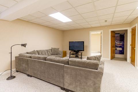 274 E South St, Elmhurst, IL 60126 photo 43