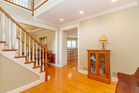 274 E South St, Elmhurst, IL 60126 photo 12