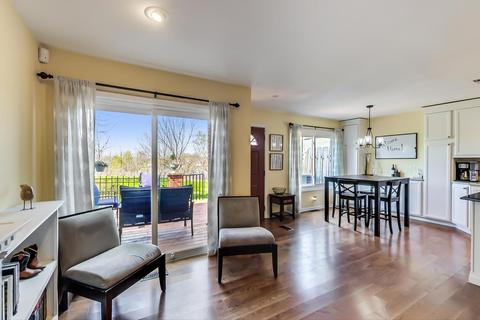 1682 Islandview Ct, Hoffman Estates, IL 60169 photo 8
