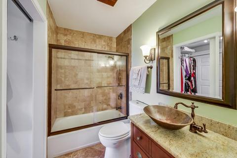 1682 Islandview Ct, Hoffman Estates, IL 60169 photo 14