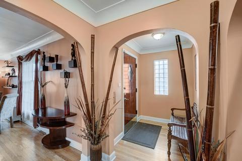 8121 S Champlain Ave, Chicago, IL 60619 photo 3