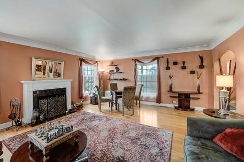 8121 S Champlain Ave, Chicago, IL 60619 photo 6