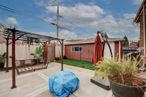 8121 S Champlain Ave, Chicago, IL 60619 photo 36