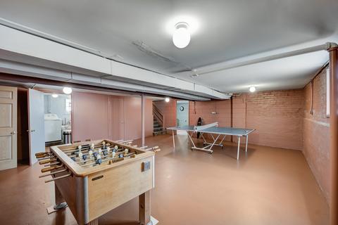 8121 S Champlain Ave, Chicago, IL 60619 photo 29