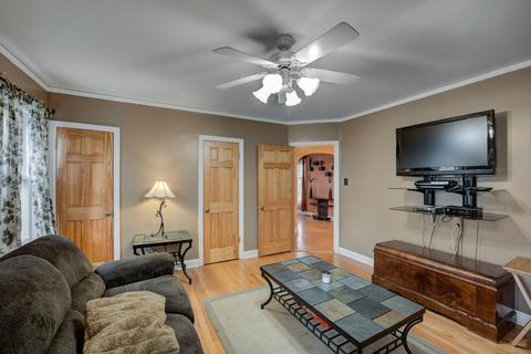 8121 S Champlain Ave, Chicago, IL 60619 photo 13