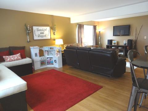 1383 Newcastle Ln, Bartlett, IL 60103 photo 11