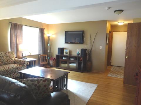1383 Newcastle Ln, Bartlett, IL 60103 photo 12