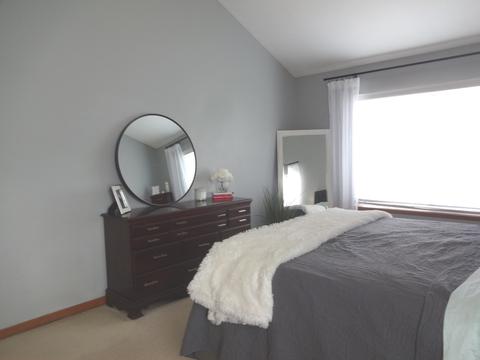 1383 Newcastle Ln, Bartlett, IL 60103 photo 17