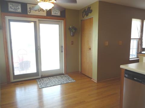 1383 Newcastle Ln, Bartlett, IL 60103 photo 10