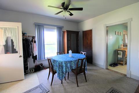 261 E Myrtle St, Herscher, IL 60941 photo 5