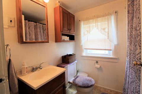 261 E Myrtle St, Herscher, IL 60941 photo 15