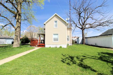 261 E Myrtle St, Herscher, IL 60941 photo 1