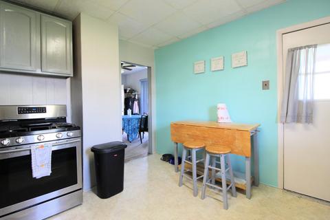 261 E Myrtle St, Herscher, IL 60941 photo 9