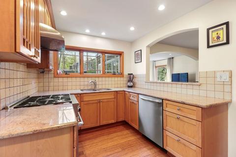 701 Indian Rd, Glenview, IL 60025 photo 9