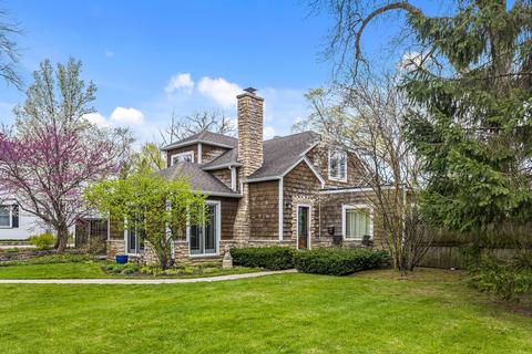 701 Indian Rd, Glenview, IL 60025 photo 1