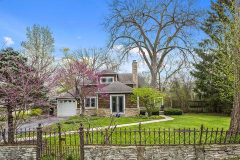 701 Indian Rd, Glenview, IL 60025 photo 2