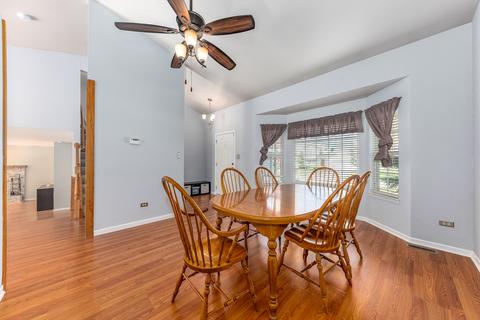 4410 Willowbend Dr, Plainfield, IL 60586 photo 9